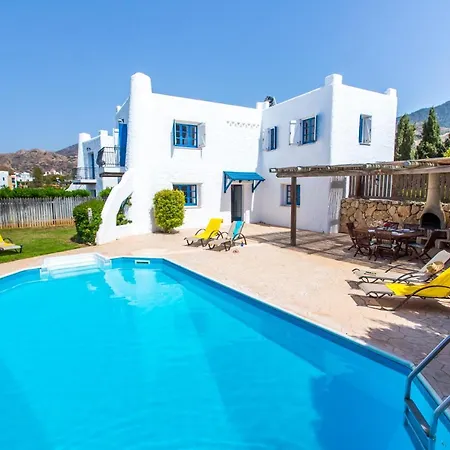 Villa Clarissa&carmel View Paphos
