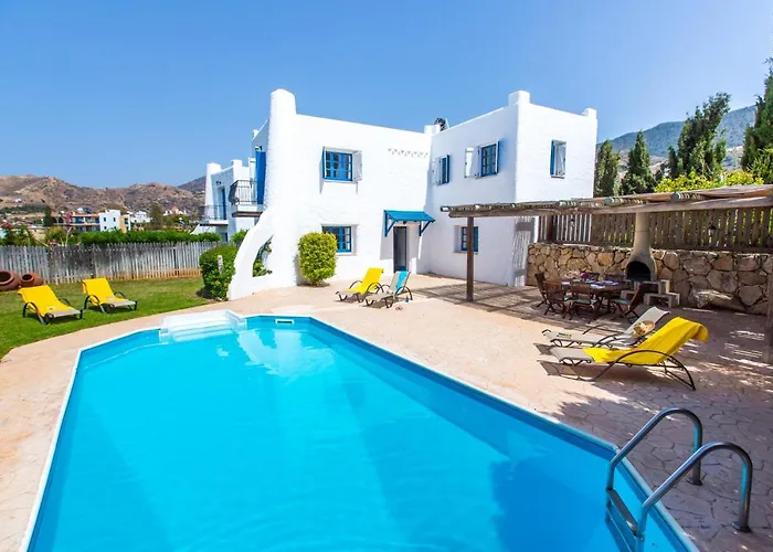 Villa Clarissa & Carmel View Paphos