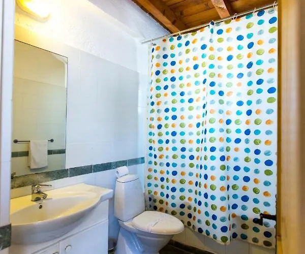 Villa Clarissa & Carmel View Paphos