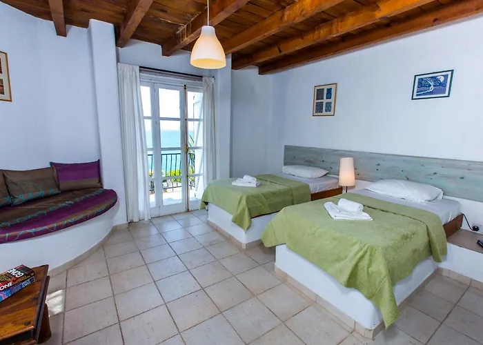 Clarissa & Carmel View *